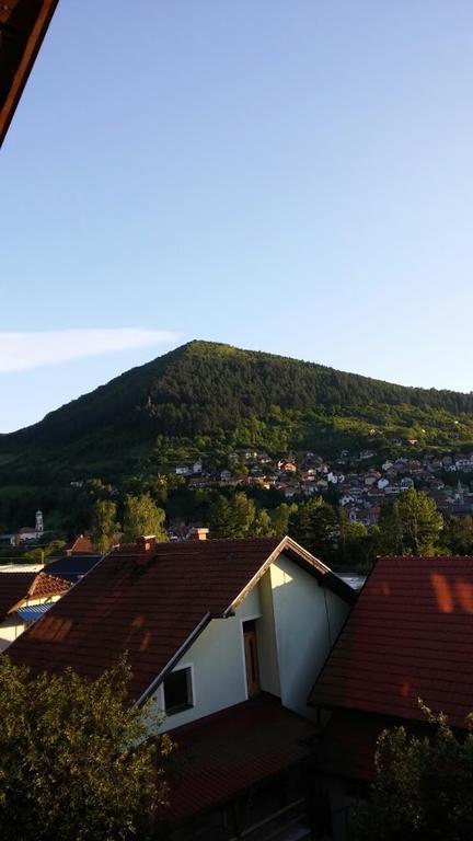 Hotel Piramida Visoko Esterno foto